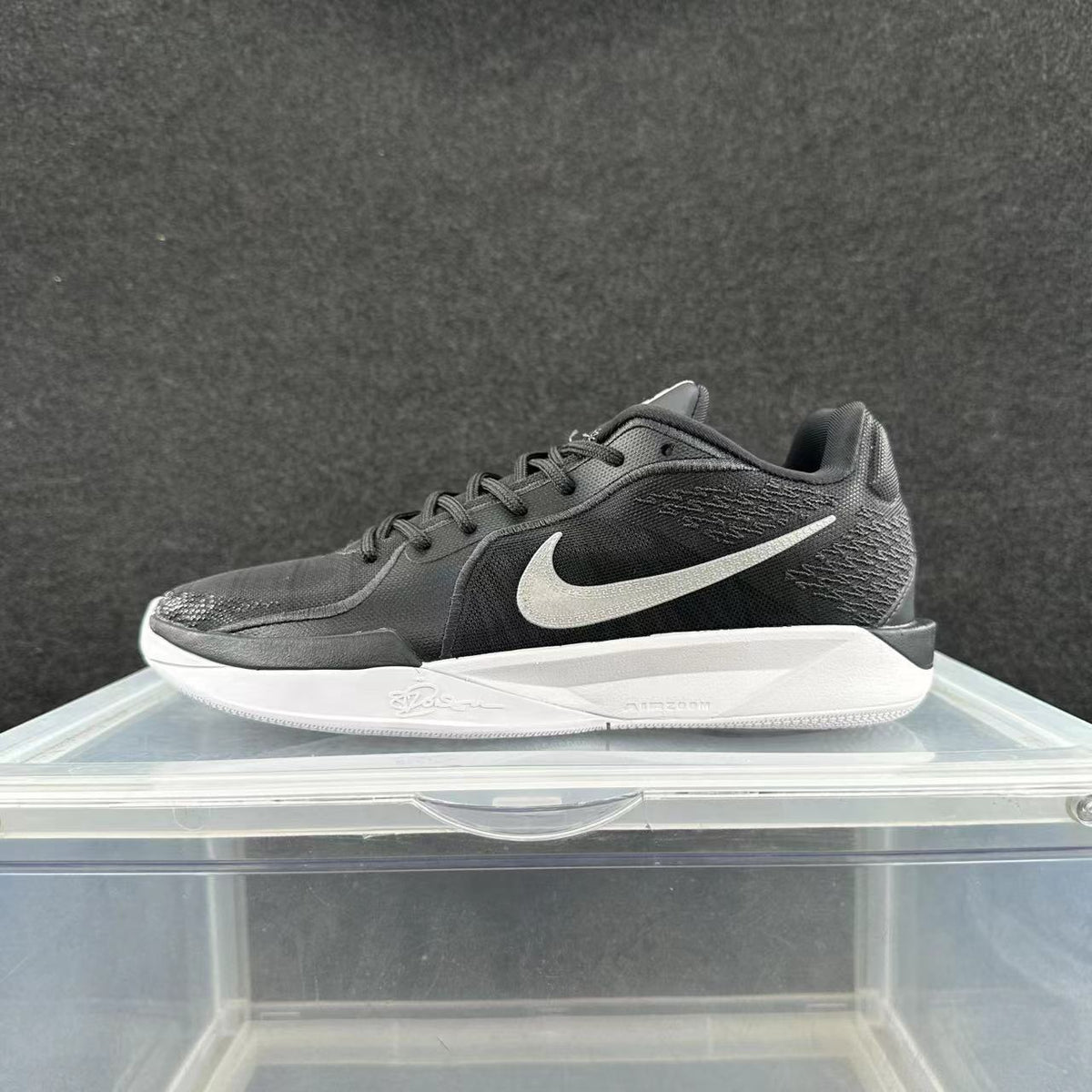 Nike Black and White Basketball Sneakers