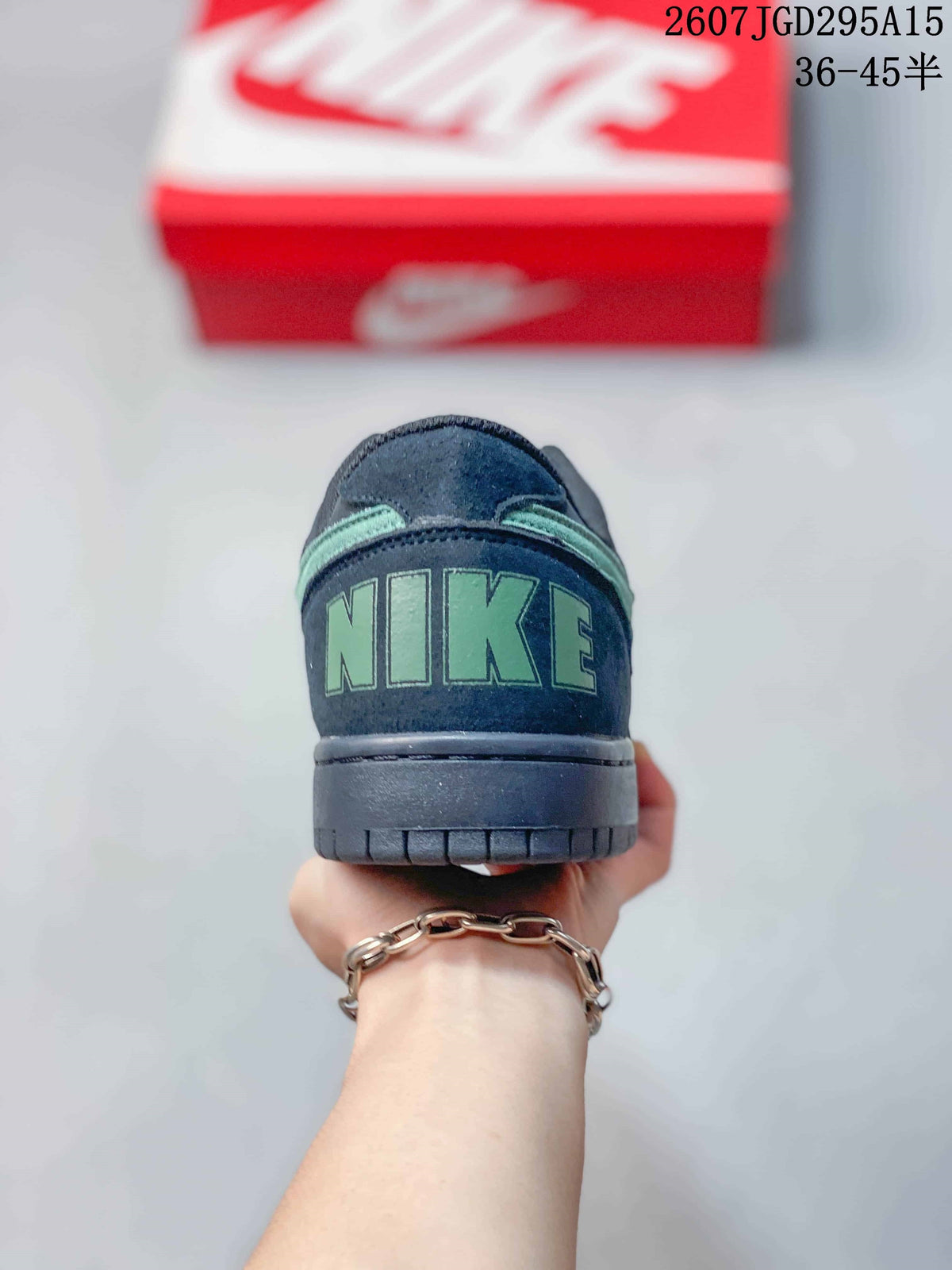 Nike SB Dunk Low Pro Sneakers Black Mint 2607TGD295A15
