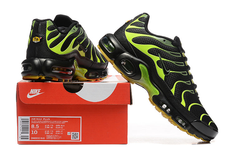 Nike Air Max Plus Black Volt Sneakers DM0032-010