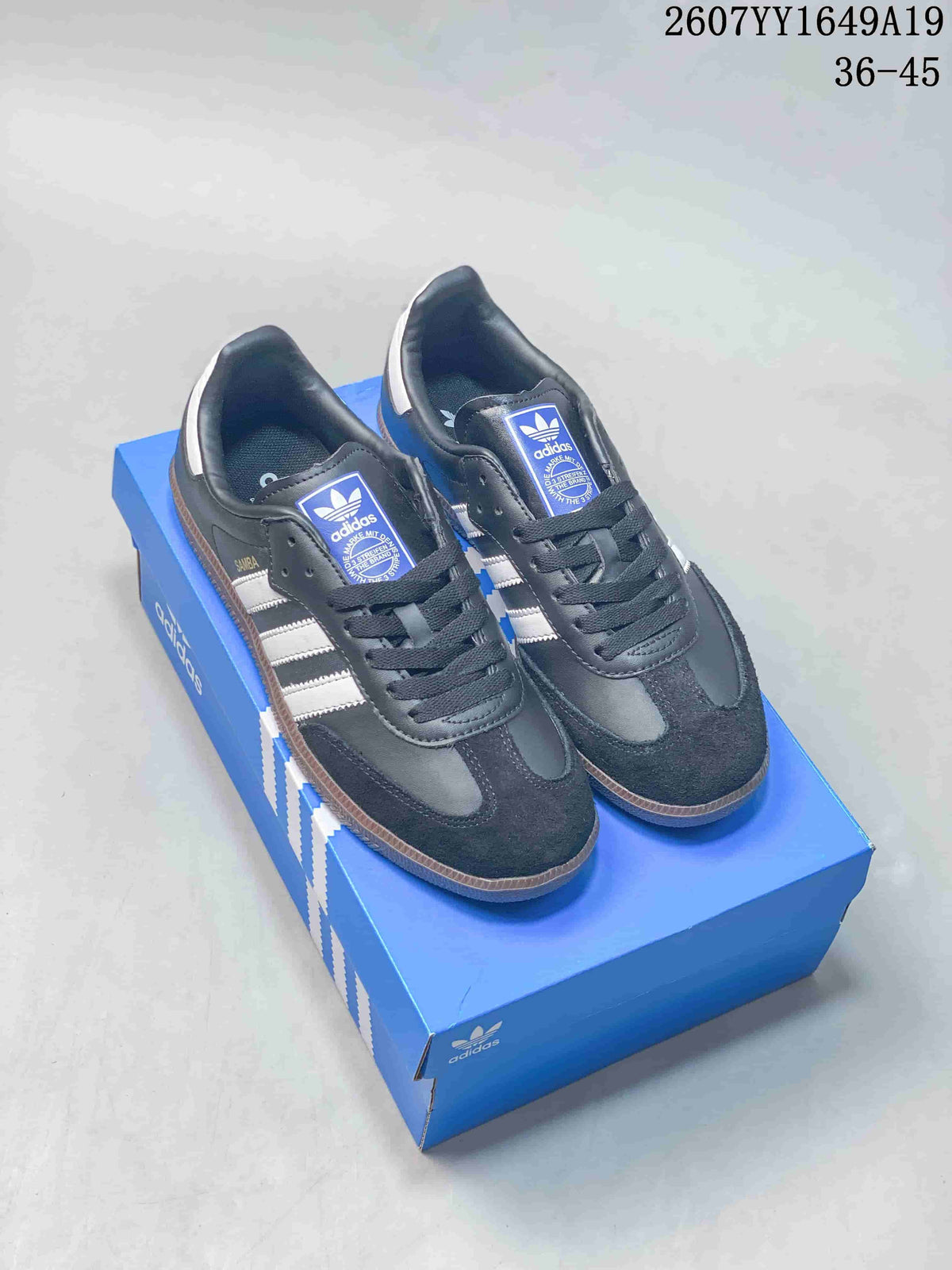 adidas Samba Low-Top Sneakers Black White Gum Sole 2607YY1649A19