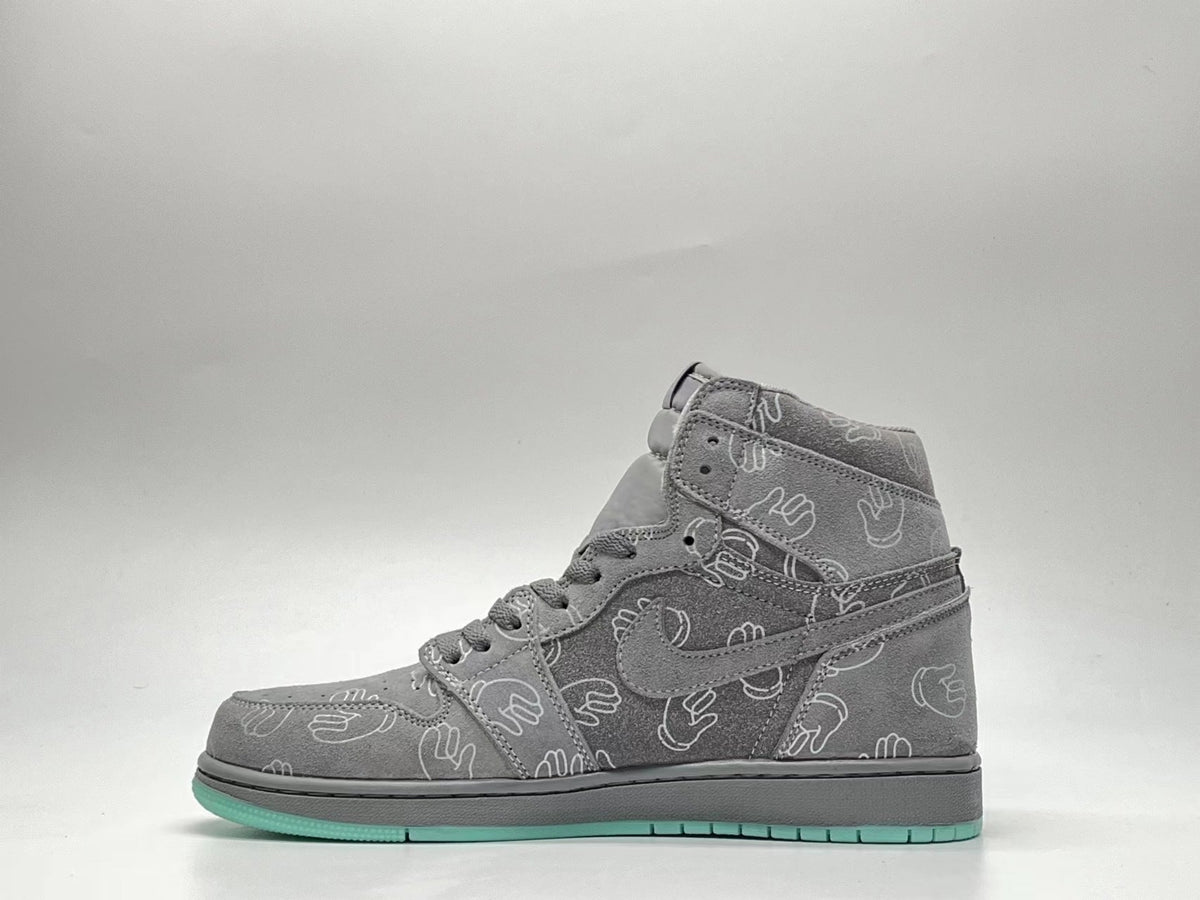 Air Jordan 1 High Cool Grey Patterned Sneakers