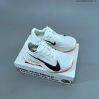 Nike ACG Mountain Fly Sneakers
