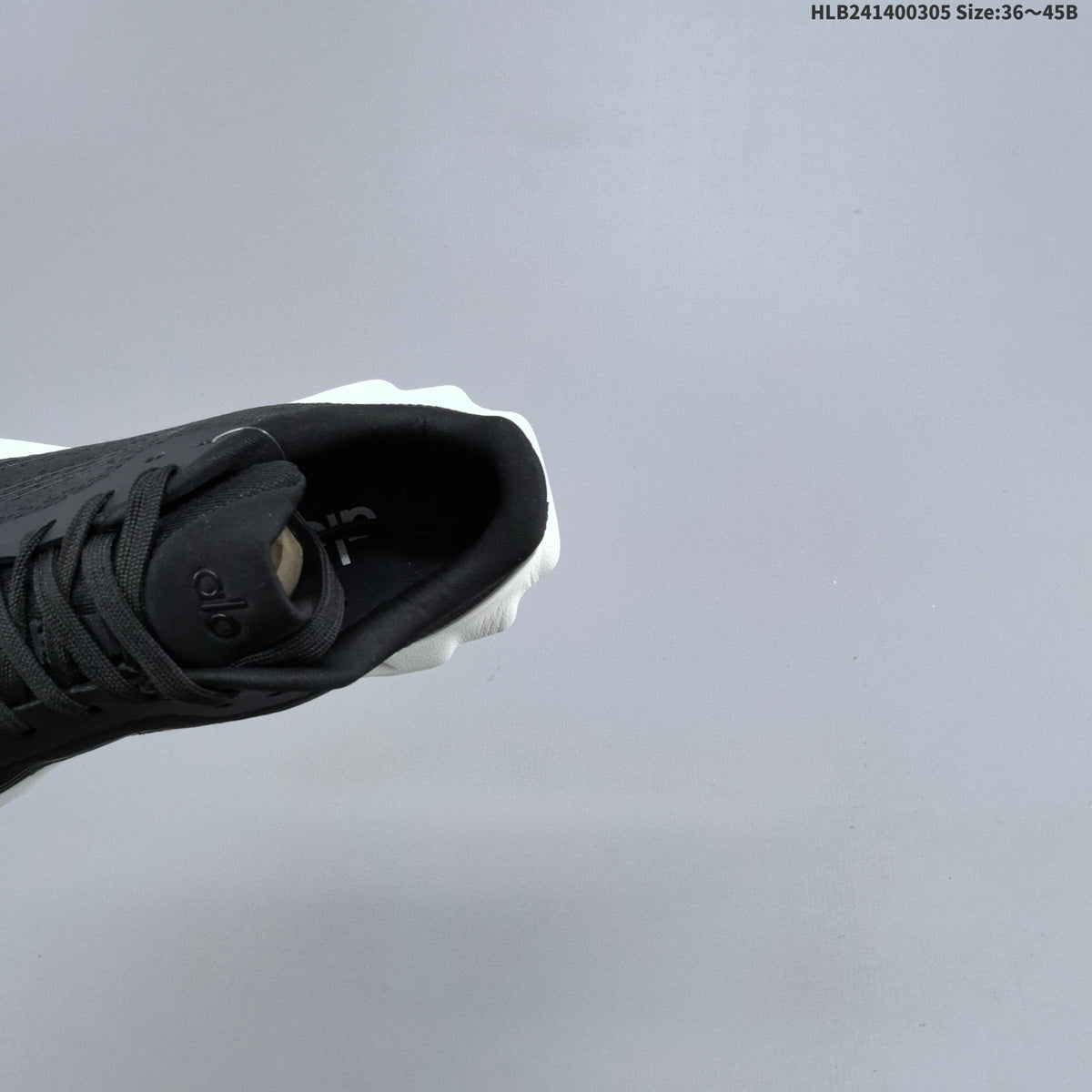Alo Recovery Mode Running Shoes, Black and White