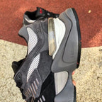 New Balance U9060BLK Sneakers in Black and Grey