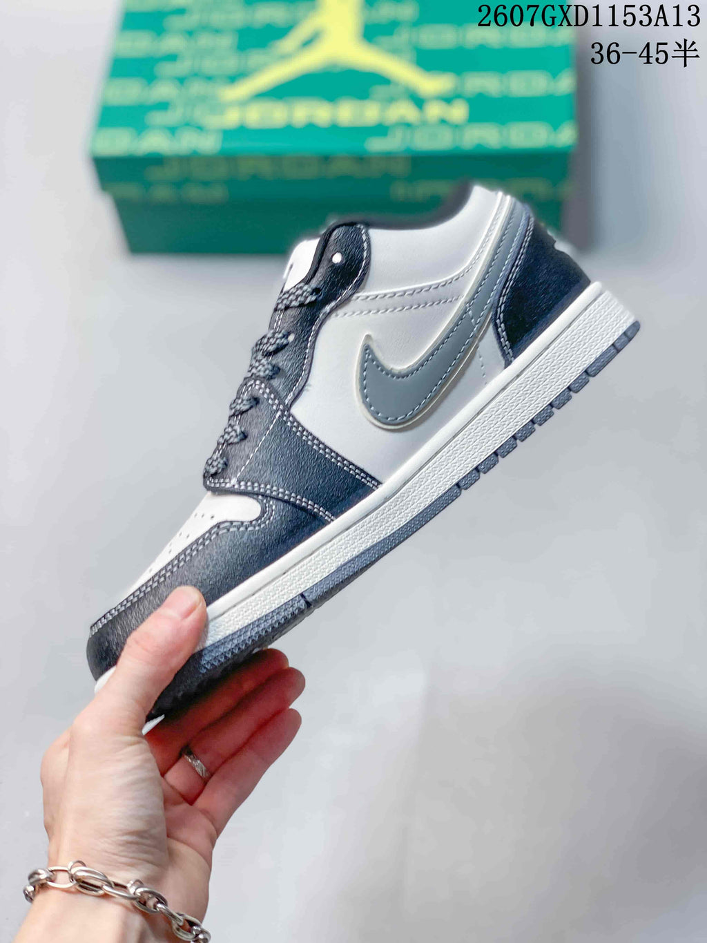 Nike SB Dunk Low Black White Grey Sneakers QL1988-008