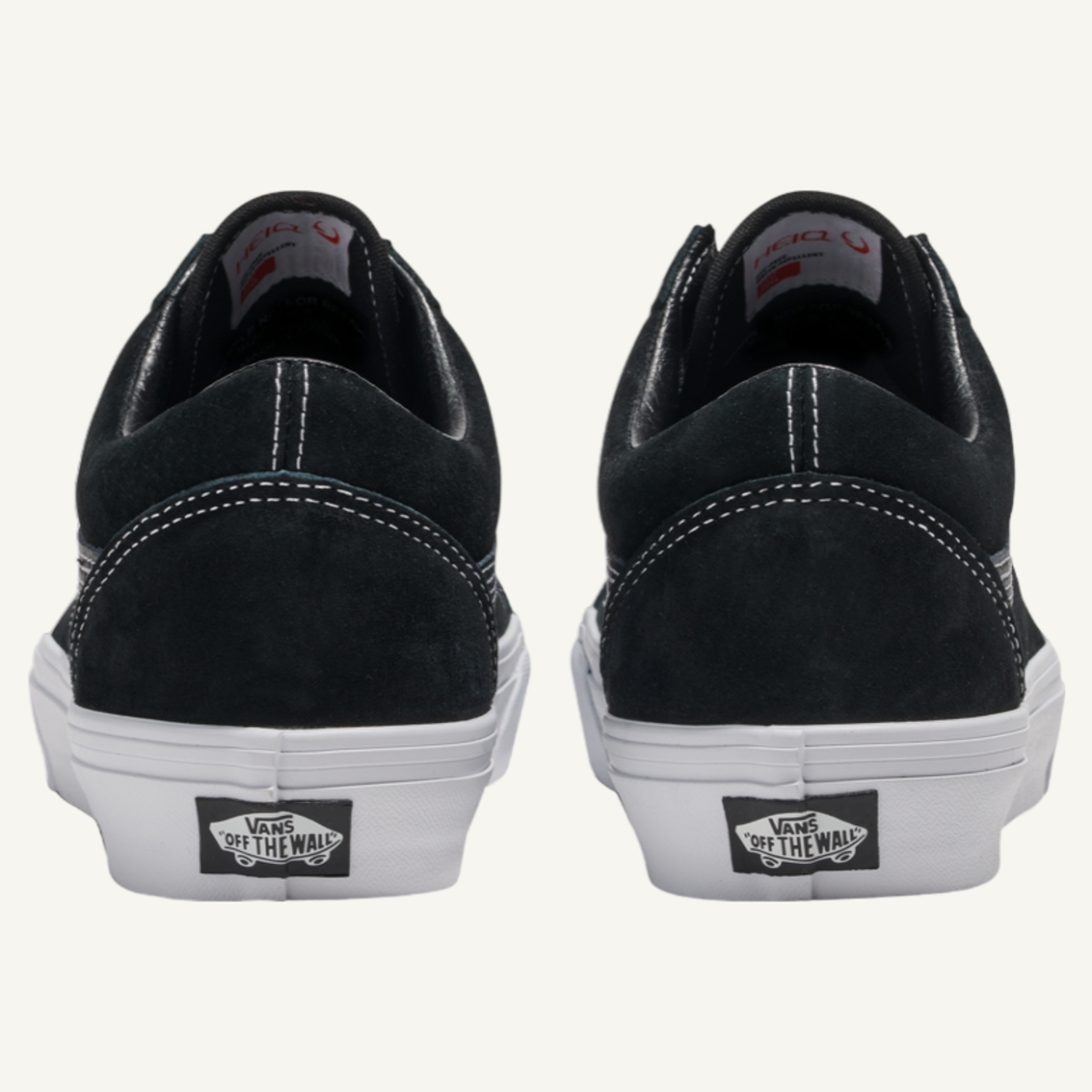 Vans Mens Black Old Skool Pig Suede Sneakers, VN0A2Z42BLK