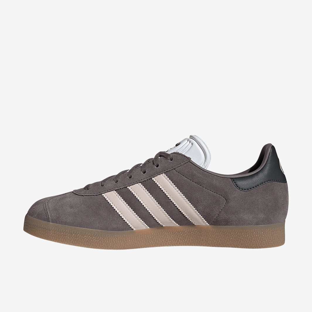 adidas Originals Gazelle Rekive x Real Madrid