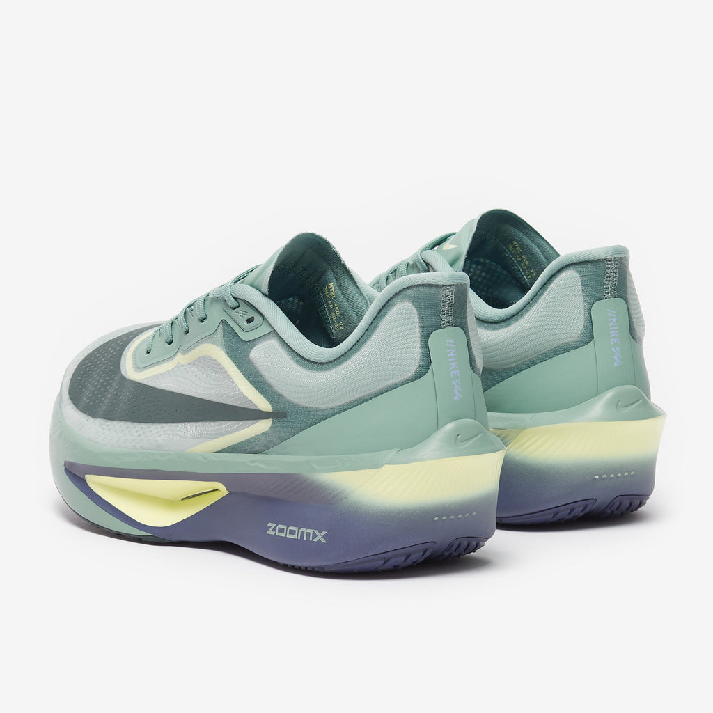 Nike Zoom Fly 6