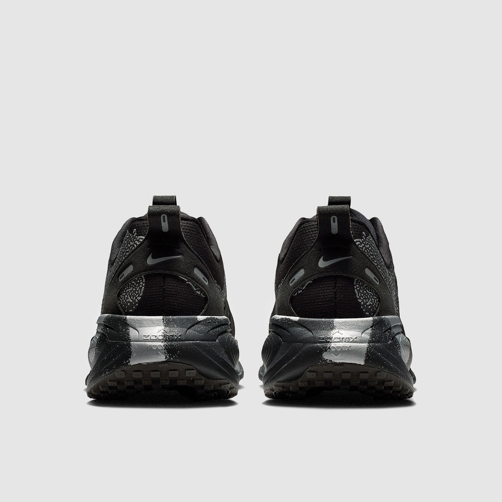 Nike Vomero 18
