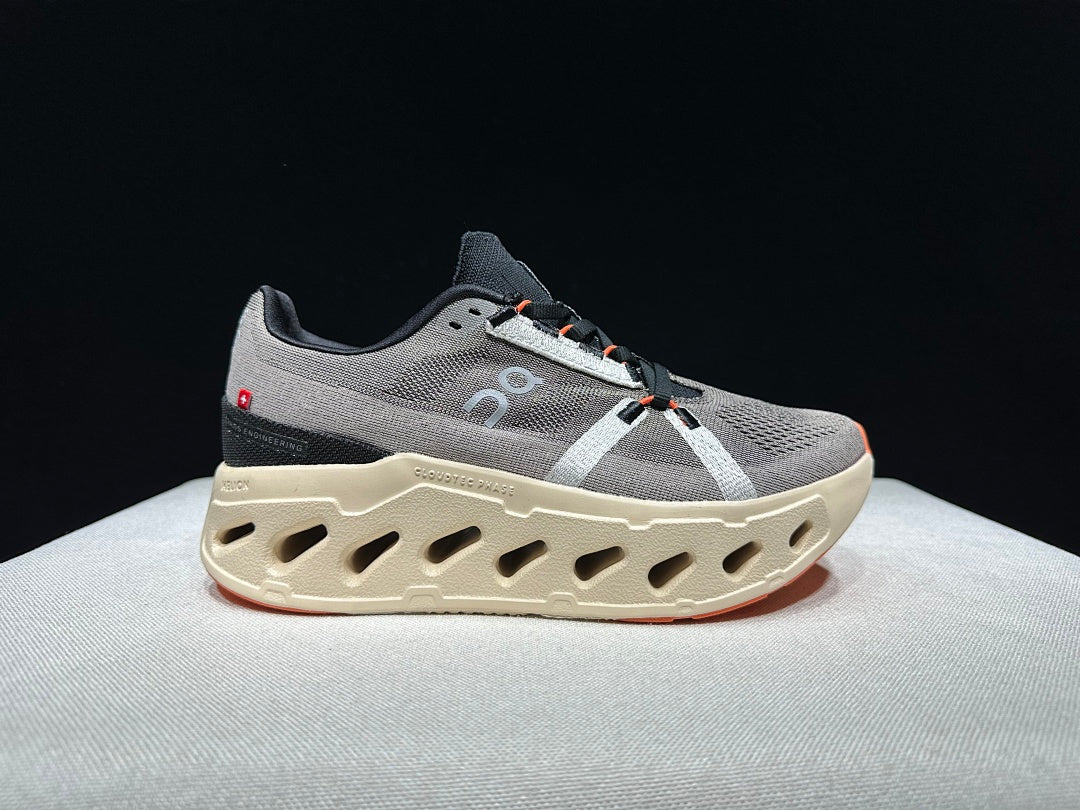 On Cloud Eclipse Running Shoes in Light Brown