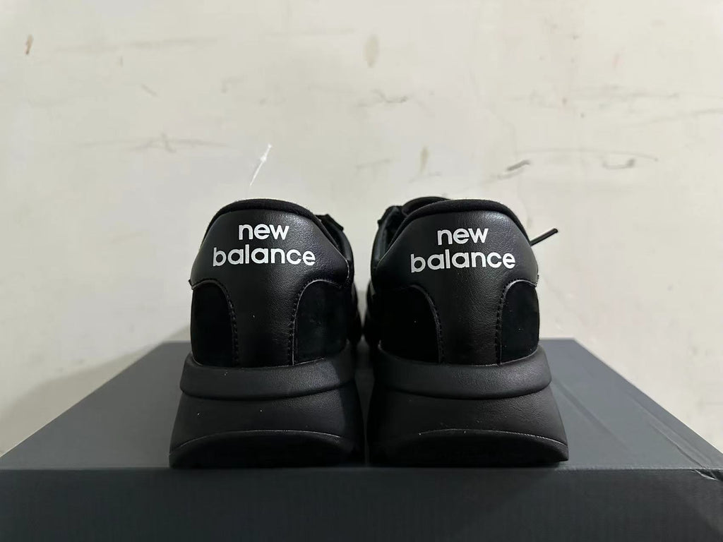 New Balance U370 Black Sneakers