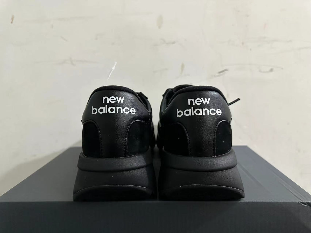 New Balance U370 Black Sneakers