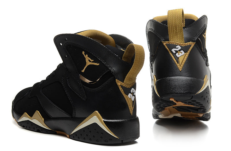 Jordan Air Jordan 7 Retro GS Sneakers, Black and Gold