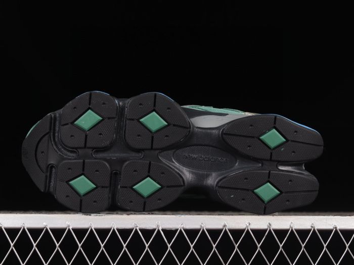 New Balance 9060 U9060VRA Green Sneakers