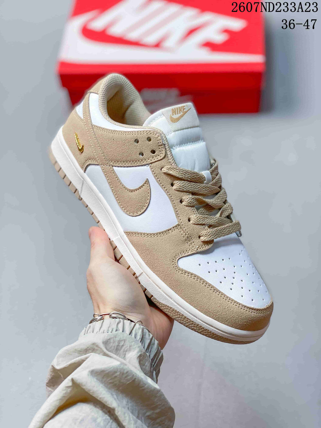 Nike SB Dunk Low Pro Low-Top Sneakers