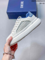 Dior White and Blue Low-Top Sneakers 2607GDD605A15