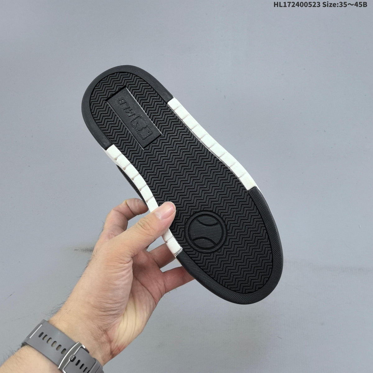 MLB Chunky Liner Low-Top Sneakers Pink White Black
