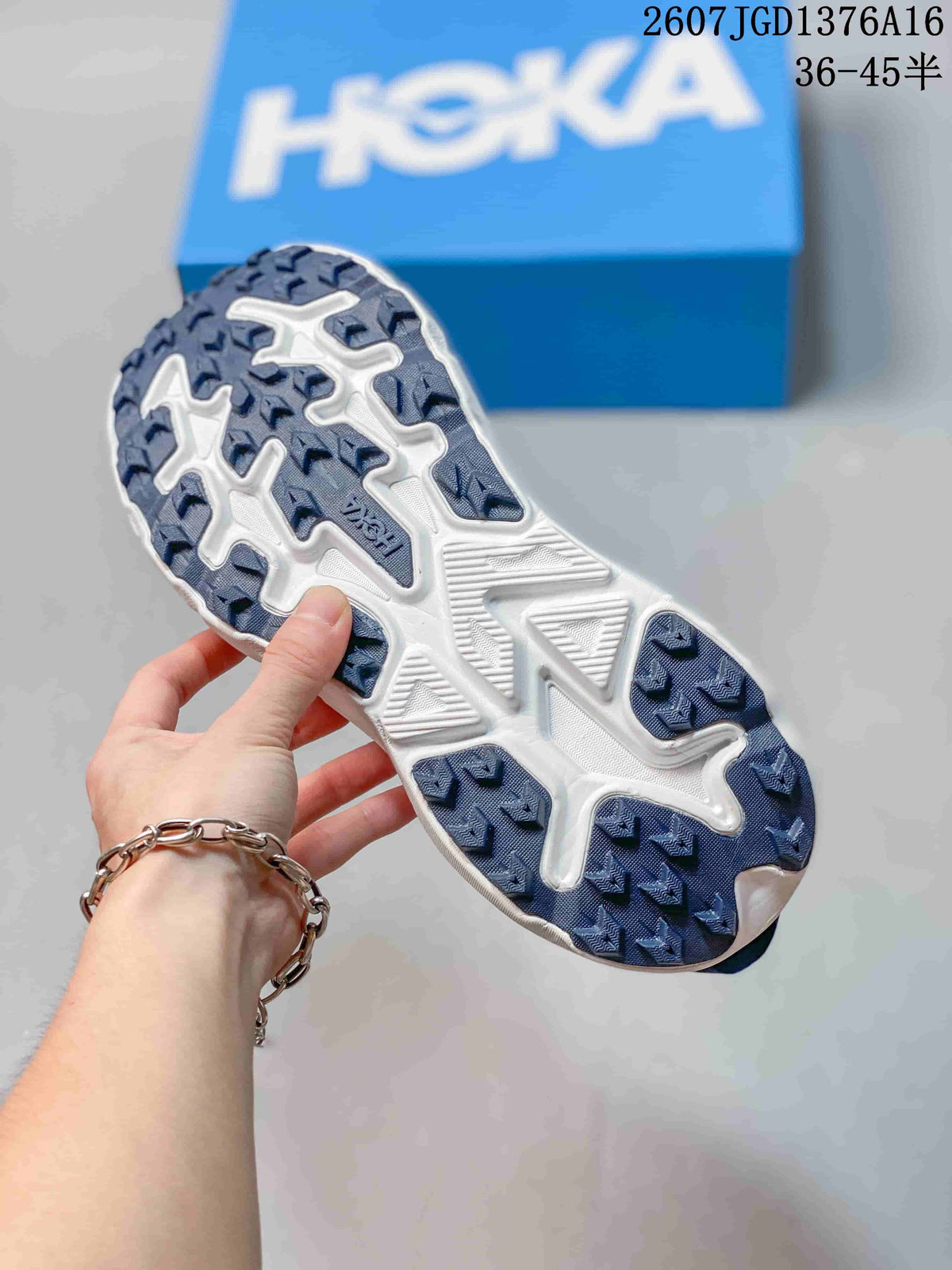 HOKA Challenger 8 Running Shoes Blue