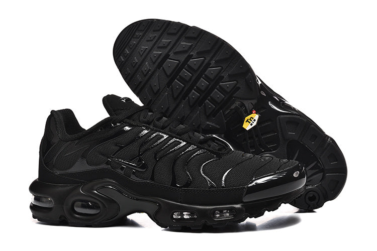 Nike Air Max Plus All Black Sneakers