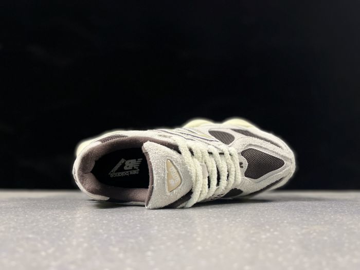 New Balance U9060SYD Sneakers in Gray and Cream