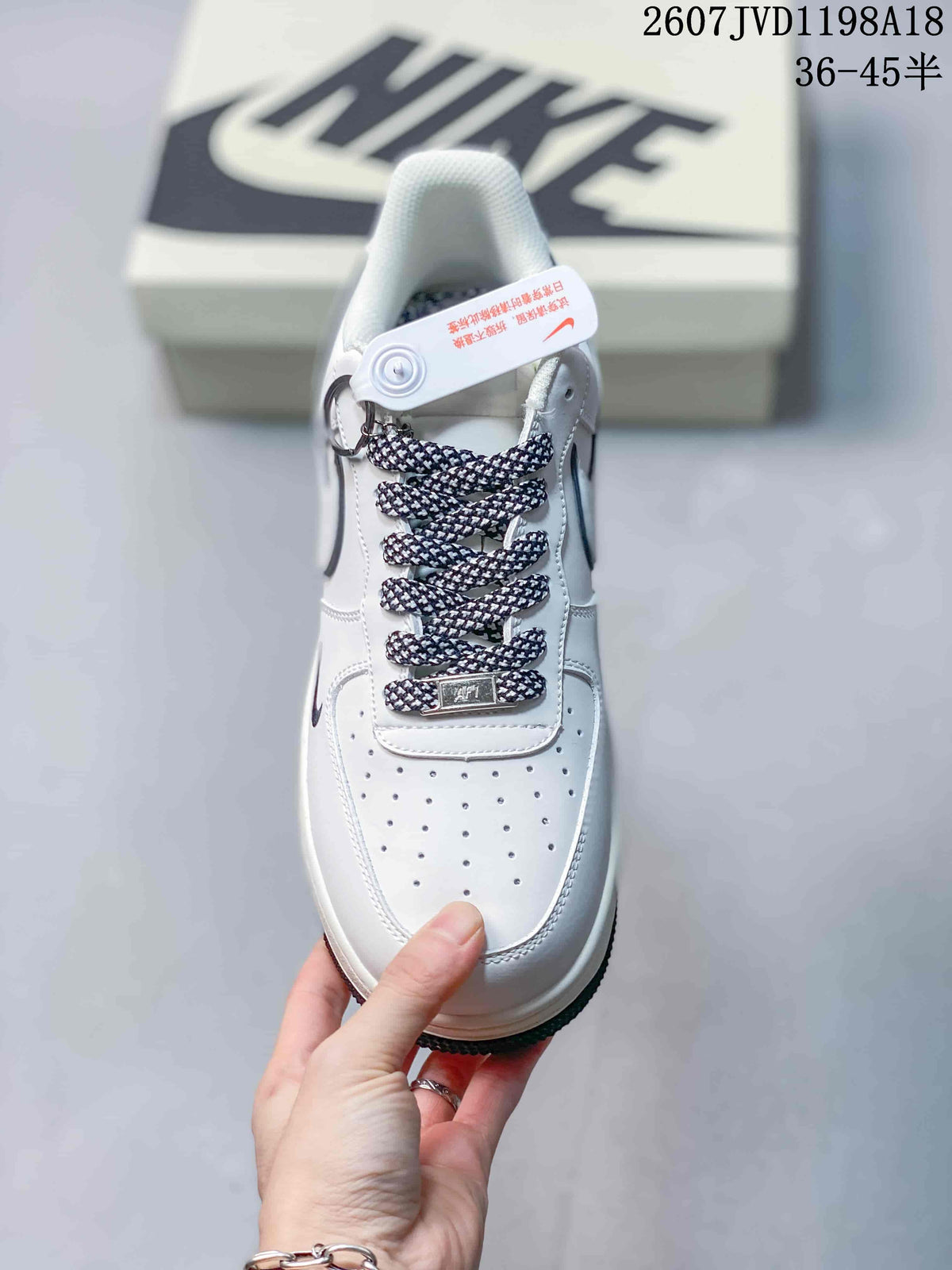 Nike Air Force 1 '07 Low White Navy Sneakers