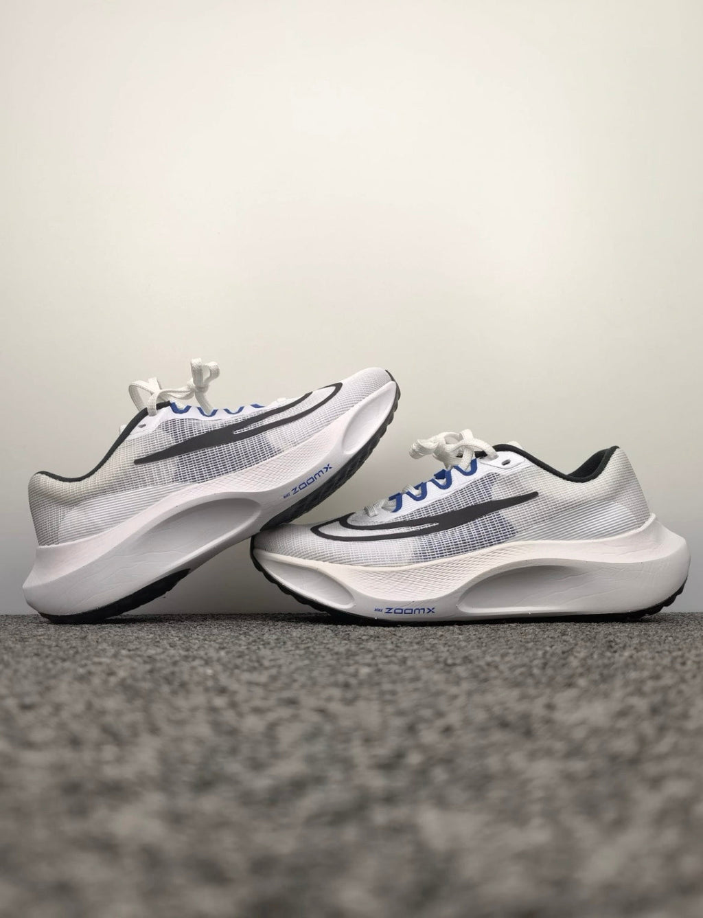 Nike Zoom Fly 5 Running Shoes White Black DZ2769-101