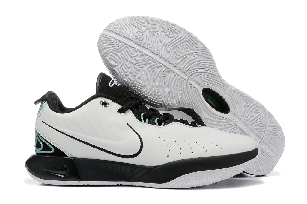 Nike 870-17 White and Black Basketball Sneakers