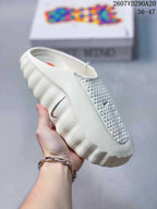 Nike Mind 001 Covered-Toe Slides Slip-On Sandals