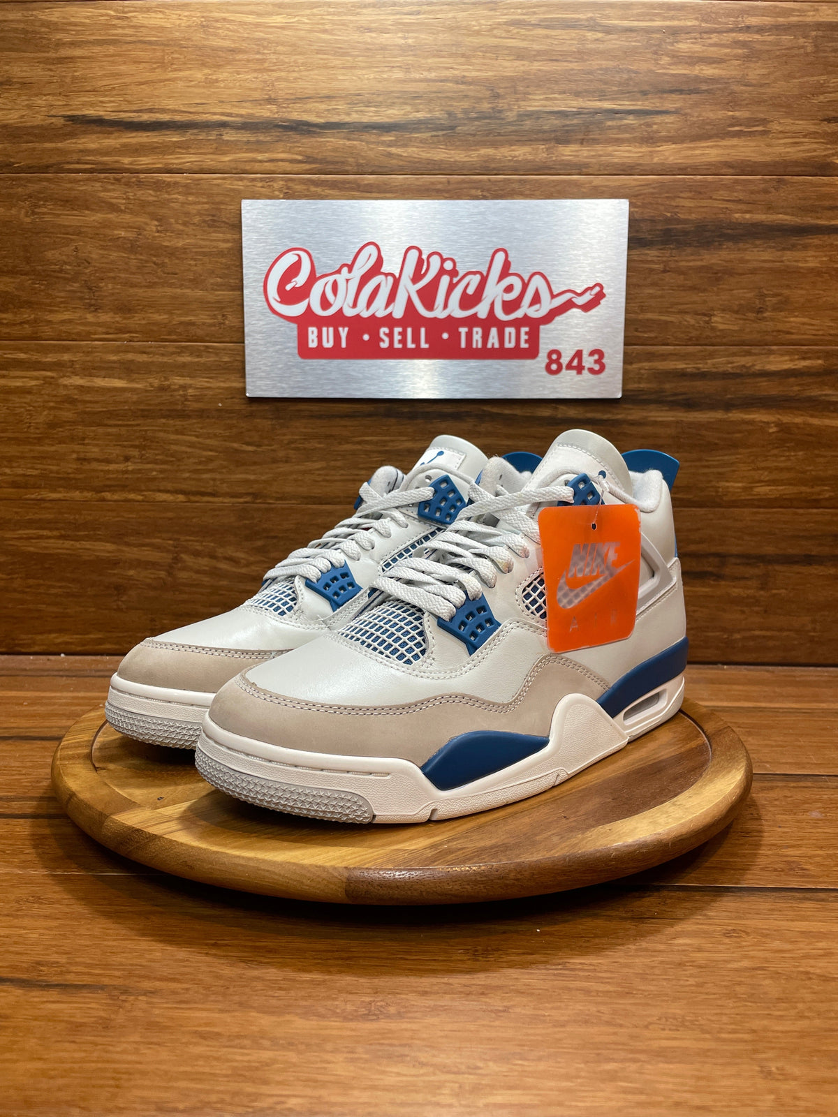 Jordan 4 Retro Military Blue (2024)