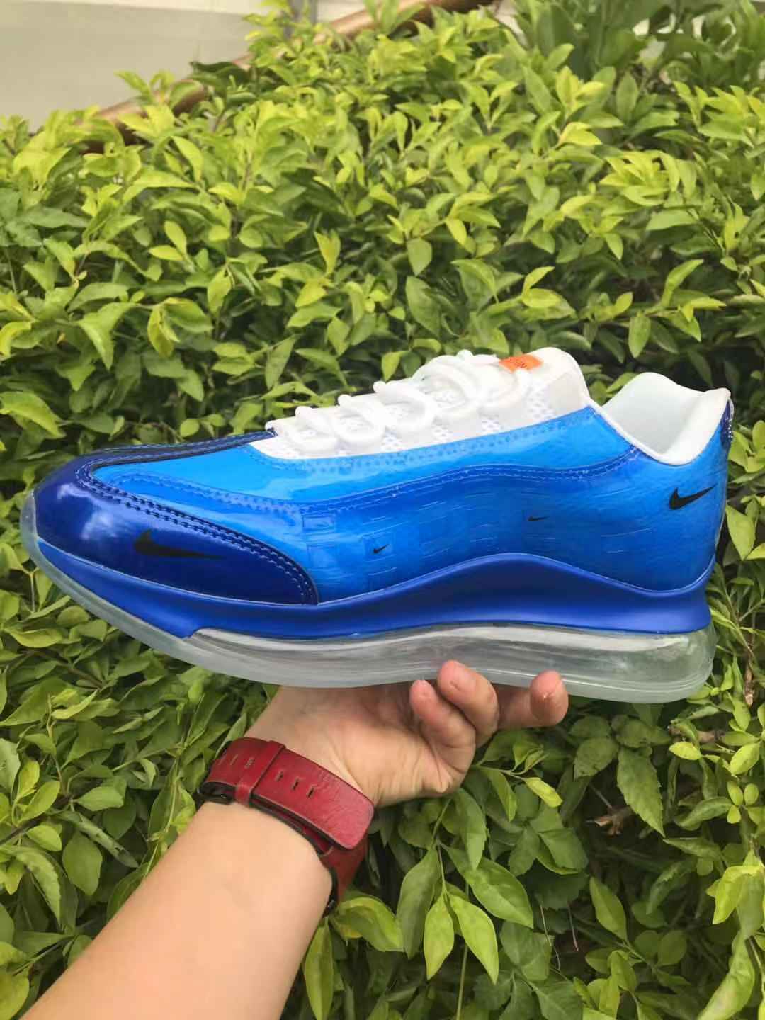 Nike Air Max 720 Blue and White Sneakers
