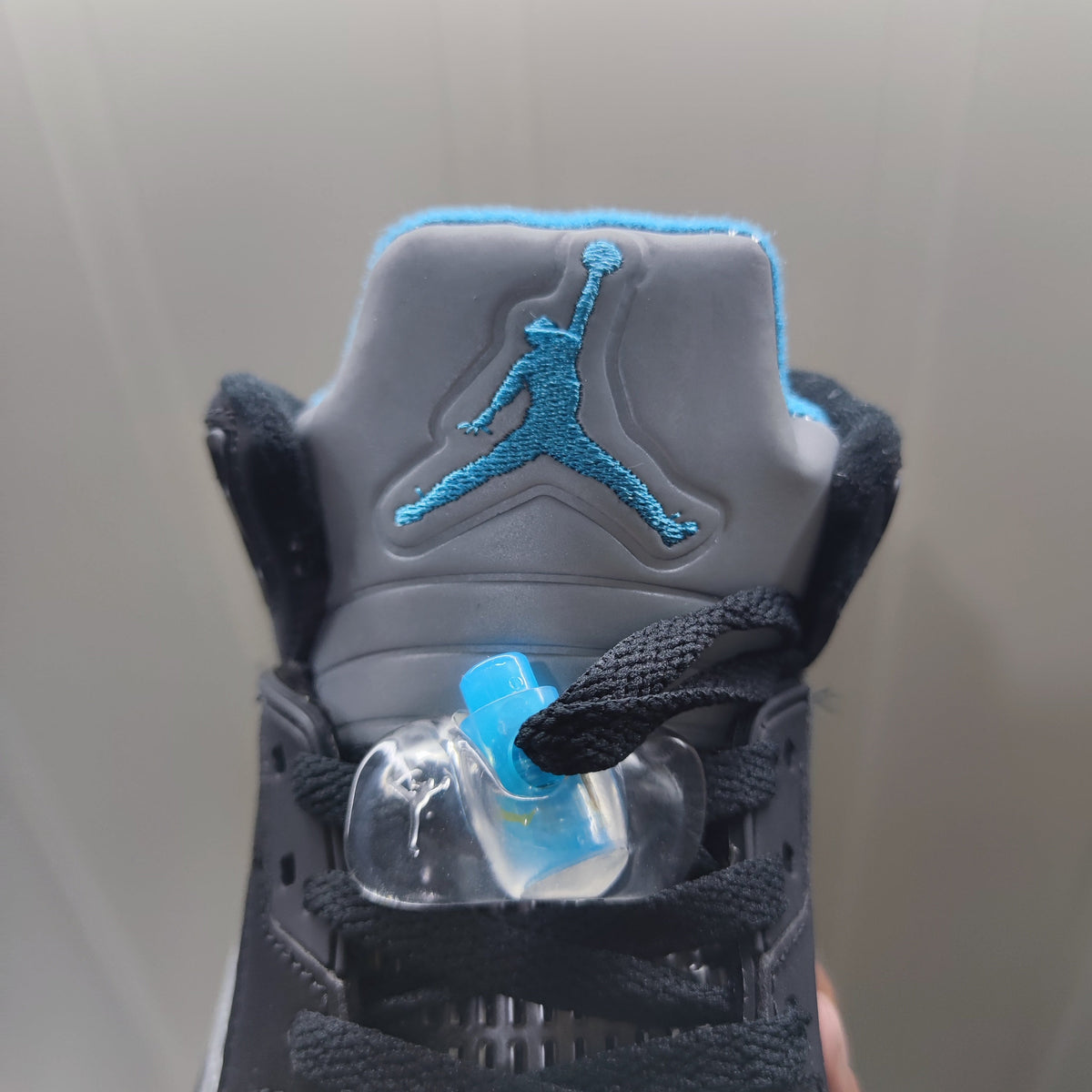 Jordan 5 Retro Black Taxi High-Top Sneakers