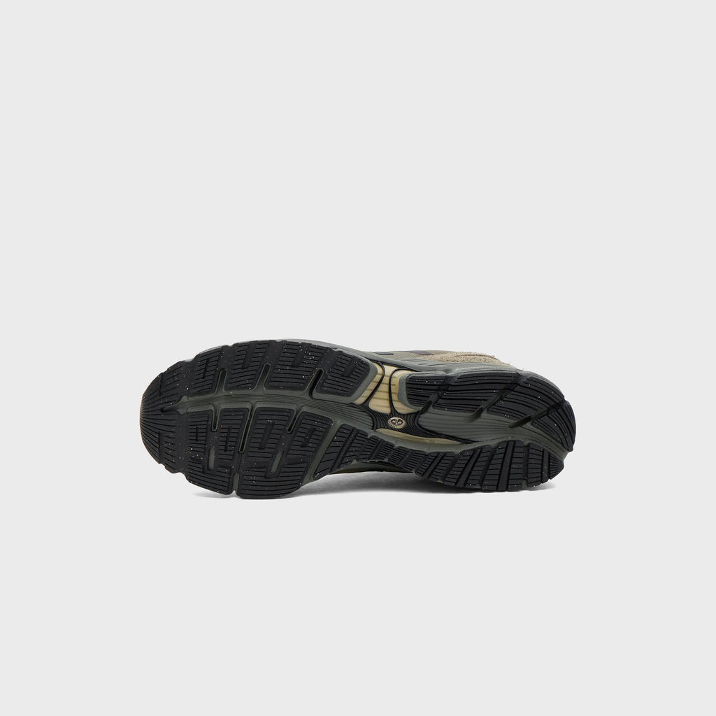 New Balance x Stone Island ABZORB 1890 - Deep Forest / Olive Green