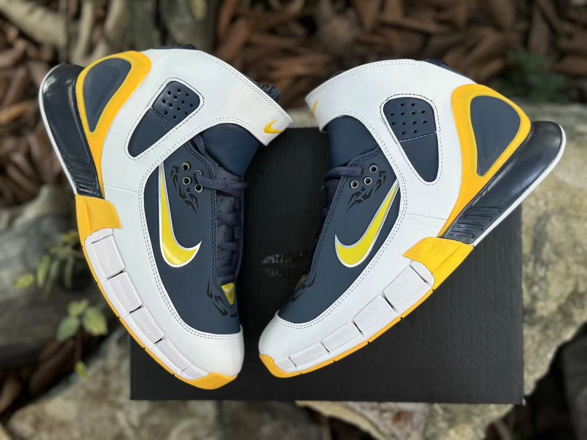 Nike Kobe 2K5 High-Top Basketball Shoes Lakers Blue and Yellow