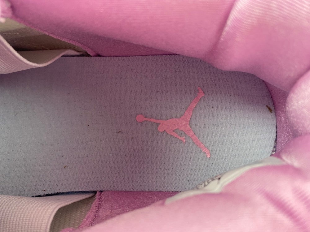Jordan Air Jordan 4 Retro White and Pink Sneakers CT8527-116
