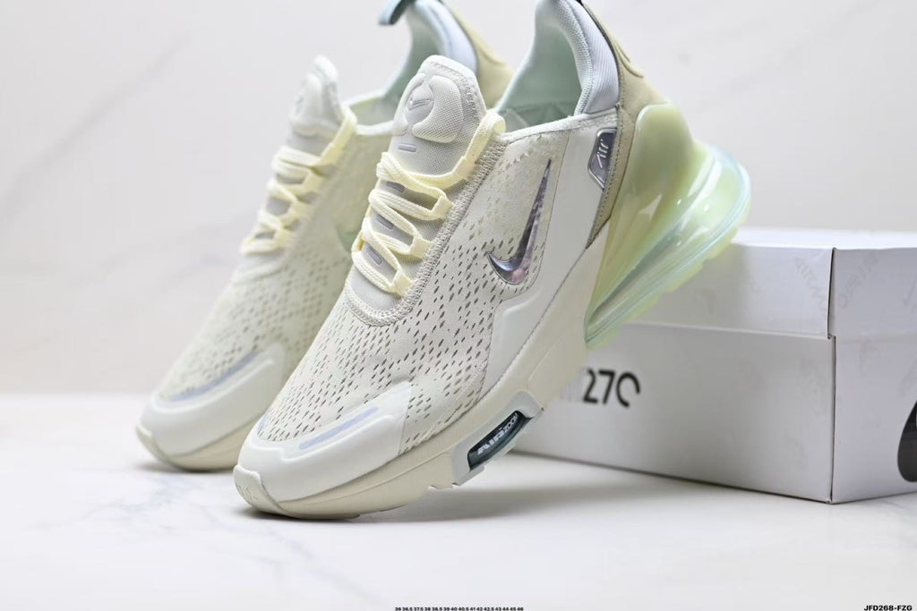 Nike Air Max 270 Sneakers in Ivory and Pale Green IO9884-001
