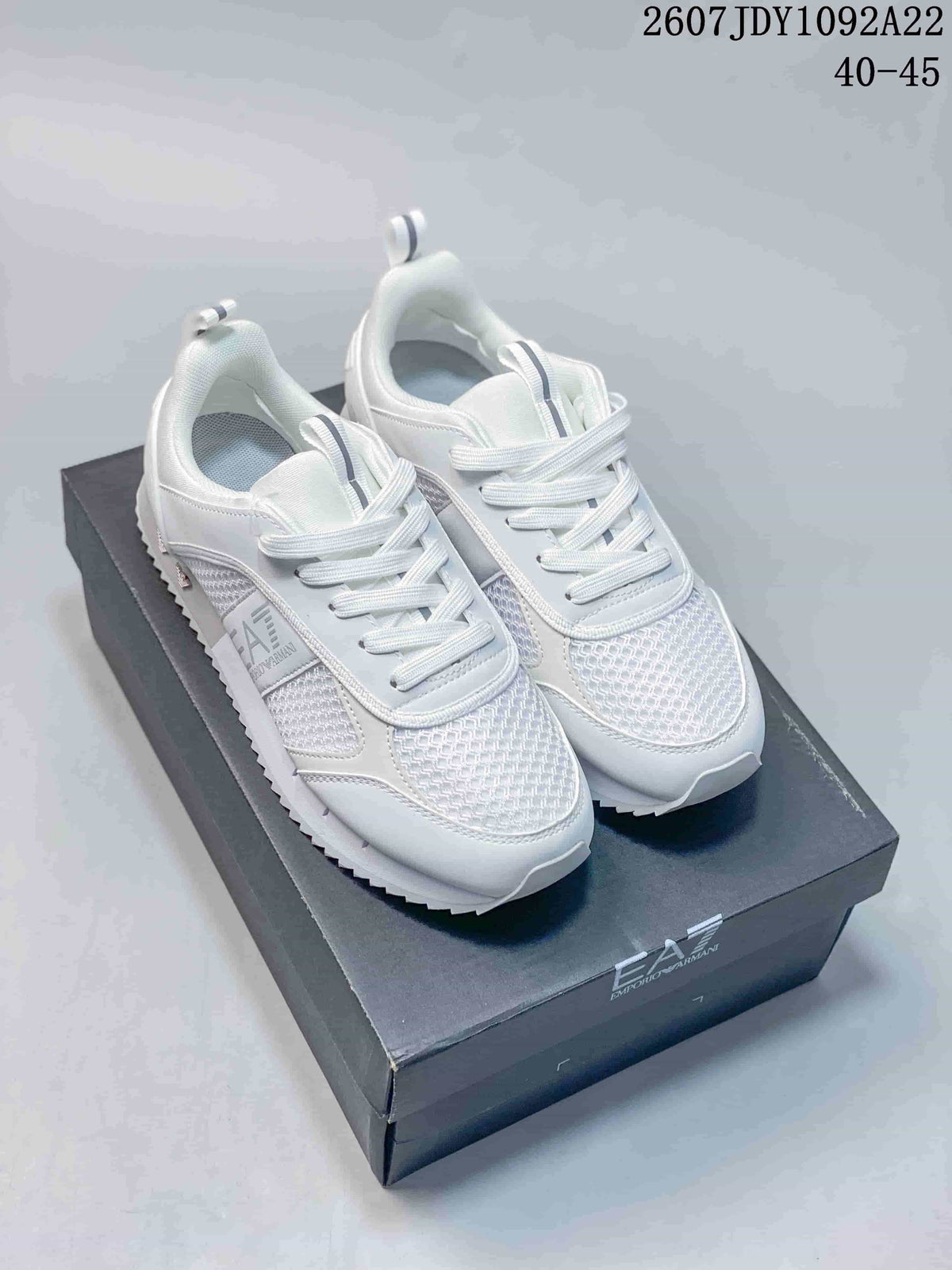 Emporio Armani EA7 712025EWO Low-Top Sneakers