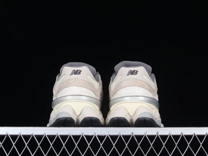New Balance 9060 U9060MAC Beige Sneakers