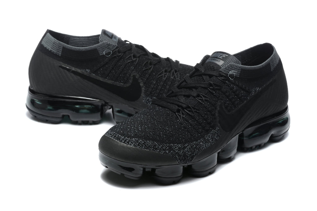 Nike Air VaporMax Flyknit Black Sneakers 849558-007