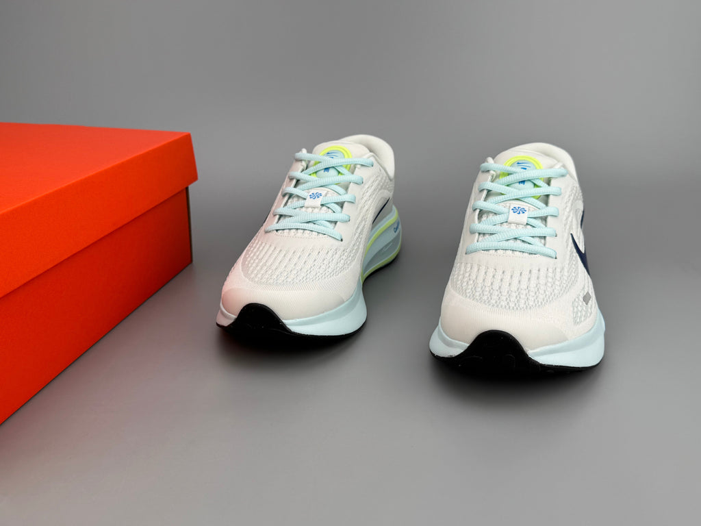 Nike Journey Run Running Shoes FN0228-101