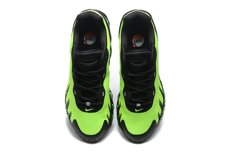 Nike Air Max 720 Green Strike Black Sneakers