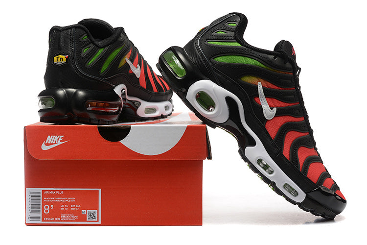 Nike Air Max Plus Sneakers Black, Coral and Green