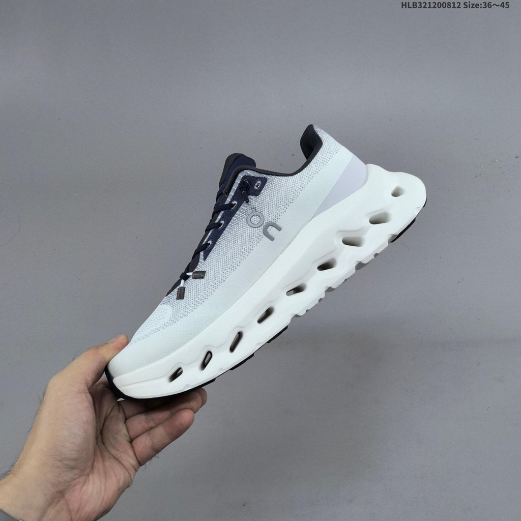 On Cloudtilt Sneakers White Navy