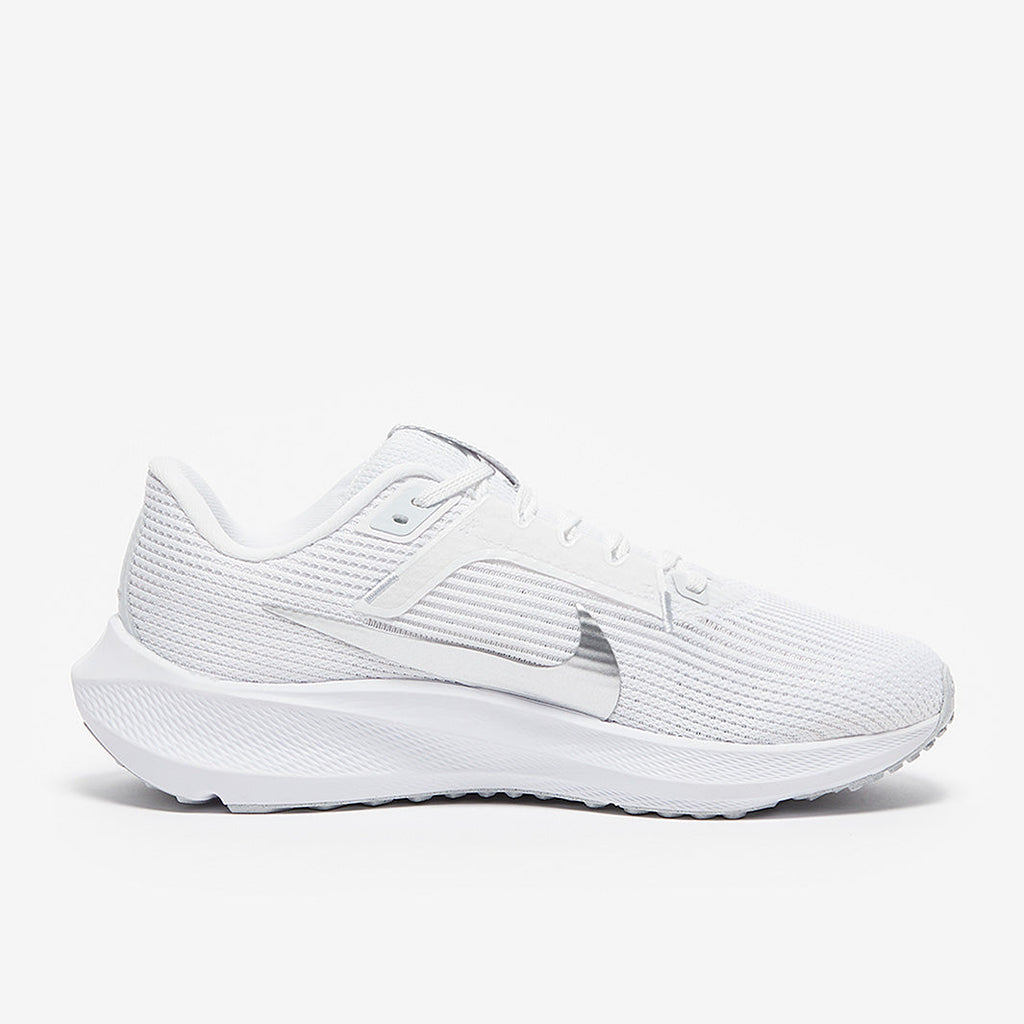 Nike Womens Pegasus 40