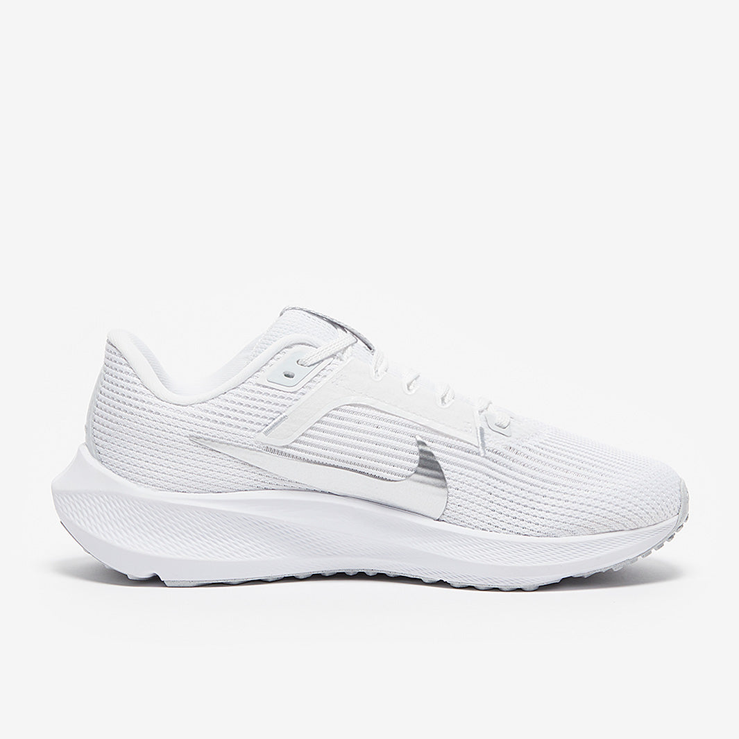 Nike Womens Pegasus 40