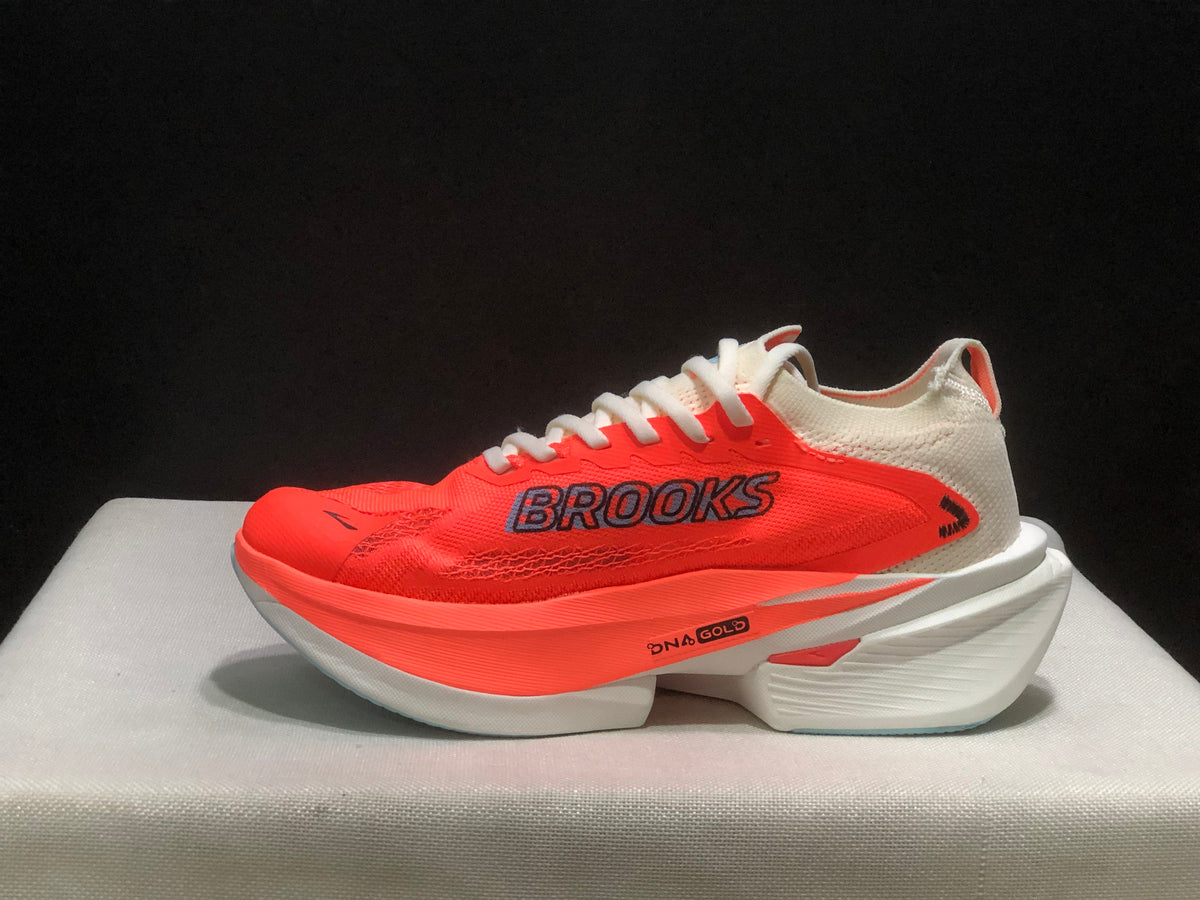 Brooks Hyperion Max 3 Running Shoes, Coral and White