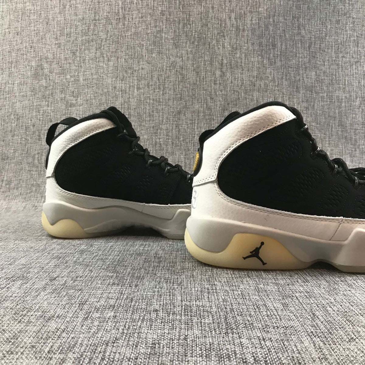 Jordan Air Jordan 9 Retro LA High-Top Sneakers Black White 302370-021