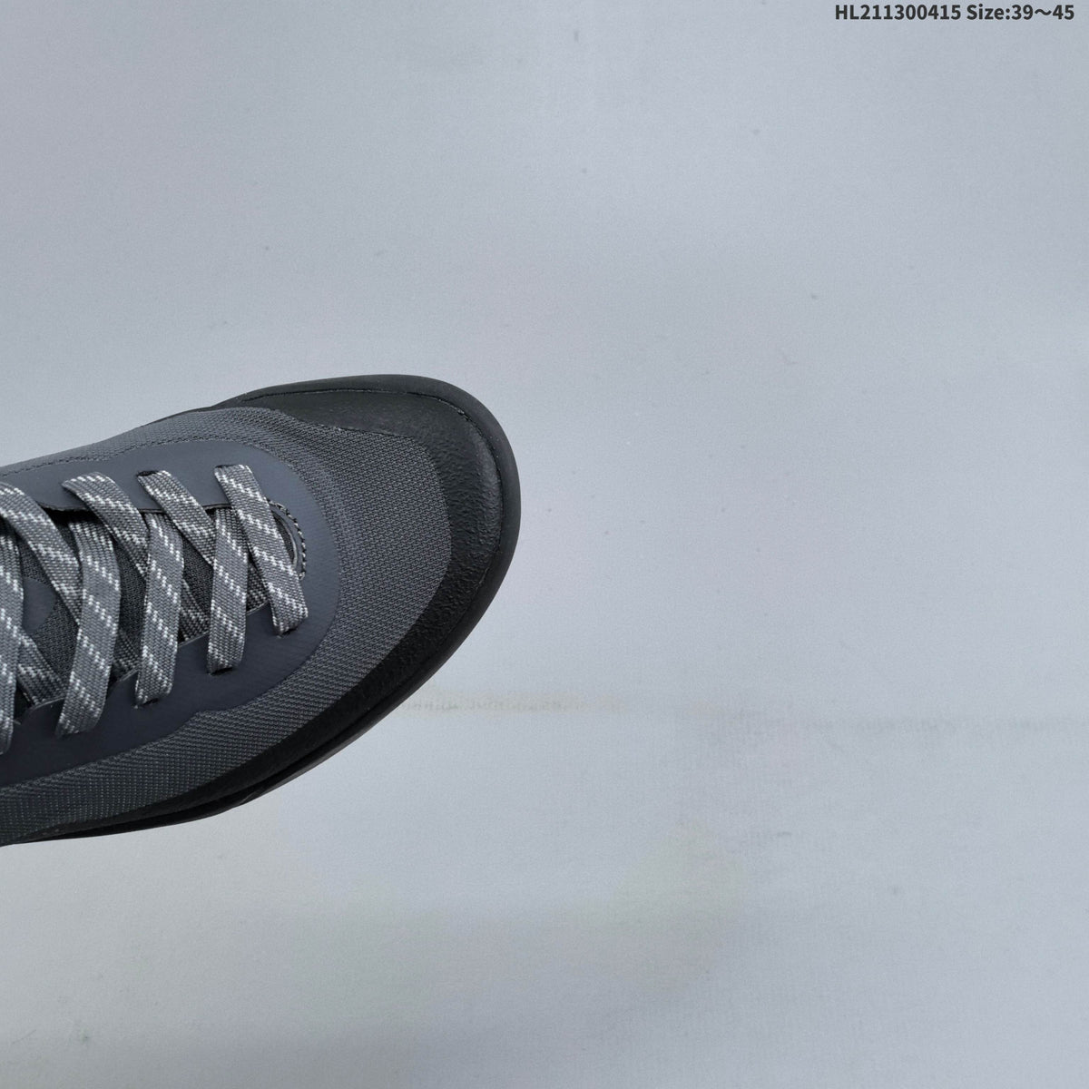 Arc'teryx Konseal LT Hiking Shoes in Charcoal Gray