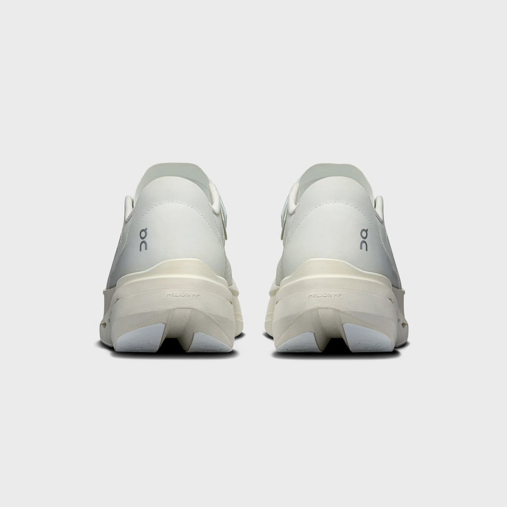 On Running x Post Archive Faction Cloudboom Volt - White / Gale
