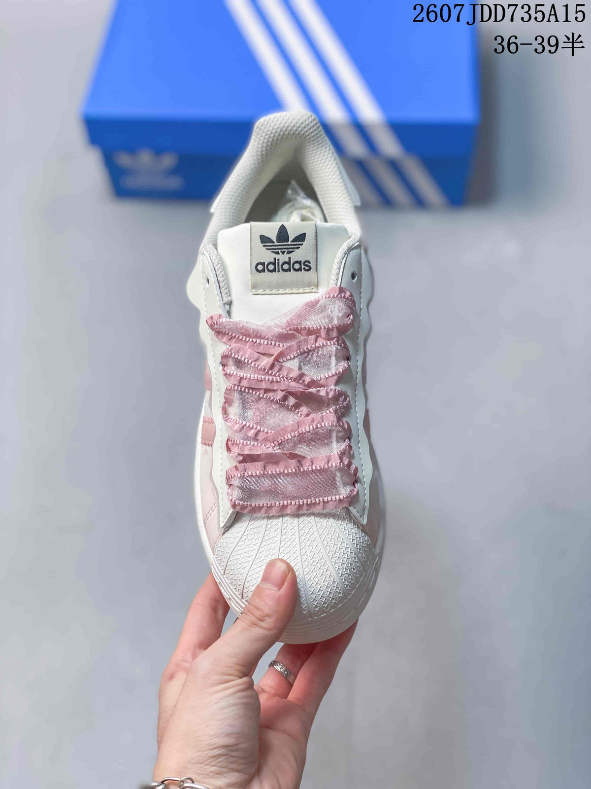 adidas Superstar Sneakers White and Pink 2607JDD735A15