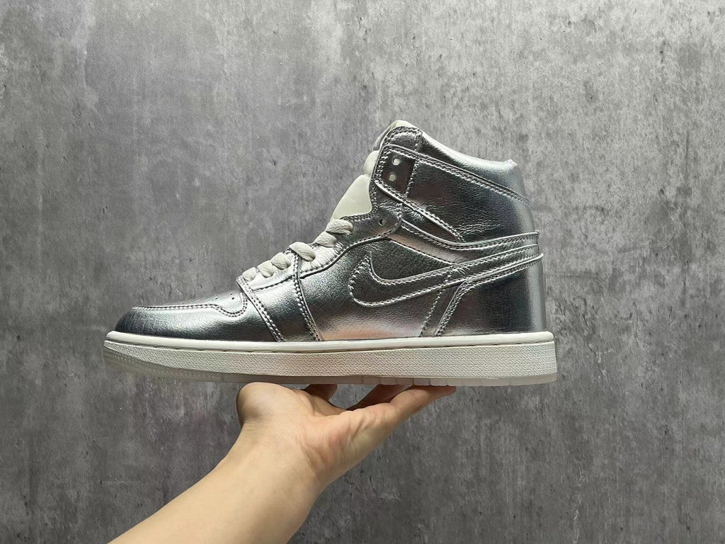 Jordan 1 High Metallic Silver Sneakers